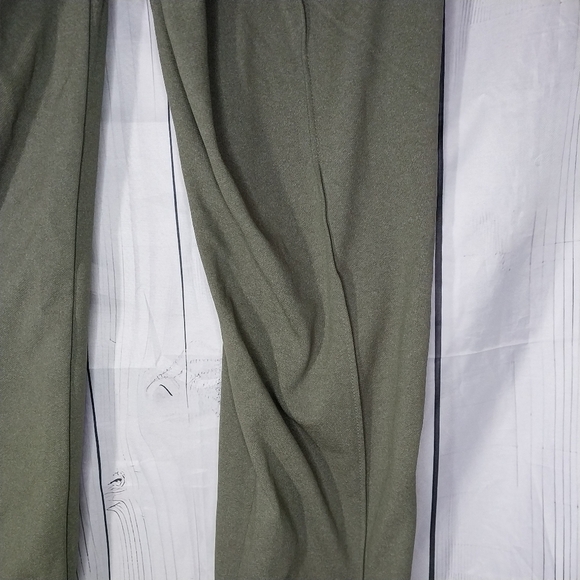 Mondetta Womens Pintuck Straight Leg Pant Olive Size M - Picture 10 of 15